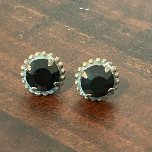 Sorrelli Simplicity stud earrings - Picture 1 of 1